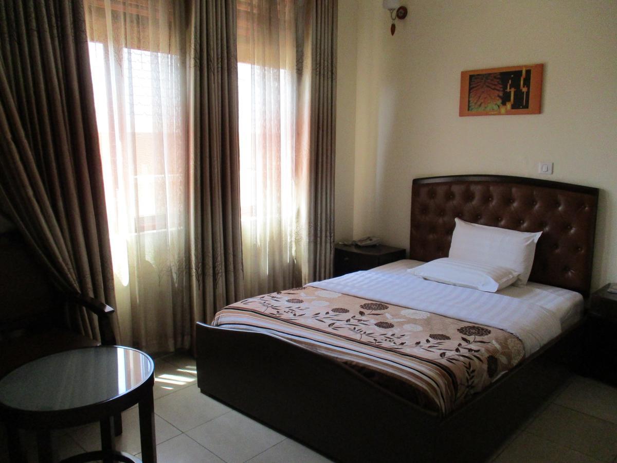 Amaris Hotel Kigali Exteriér fotografie